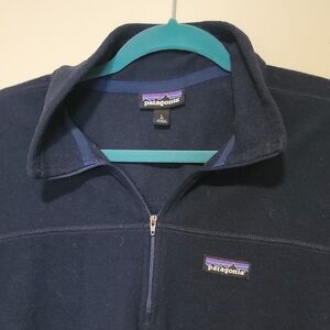 Patagonia Men's Navy Zip-Up Sweater